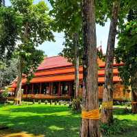 วัดเจดีย์หลวง เจดีย์แบบล้านนาใหญ่ที่สุดในเชียงแสน