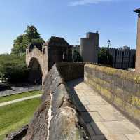 City day tours at Chester city walls