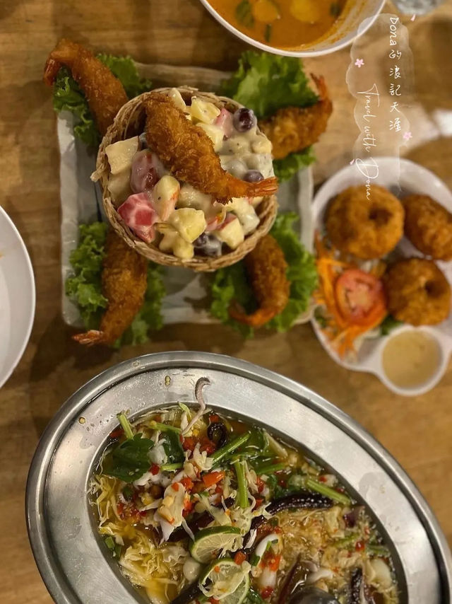 📍泰國南部合艾。沒去會後悔！必踩樹屋餐廳 ALIVE 泰式料理餐廳