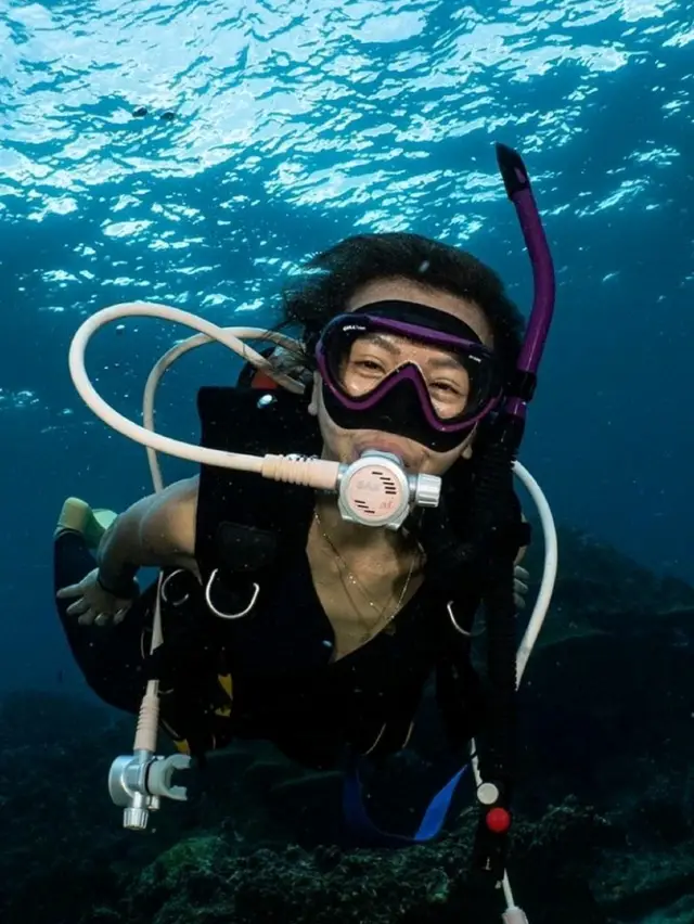 **🌊 Dive into Paradise: Scuba Diving in Phi Phi Island 🇹🇭**