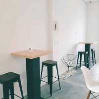 A NEW CAFÉ JUST OPENED NEAR MY HOUSE