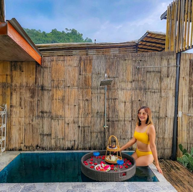 ที่พักบนแม่แตง วิวทิวเขา และสายหมอก