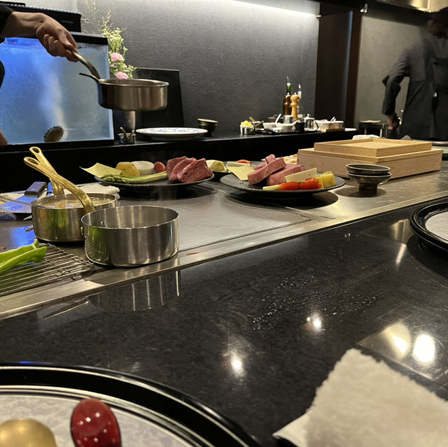 【東京🗼】新進気鋭のオシャレで楽しい鉄板焼き🥩🦪