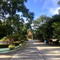 Wat Liap or in Thai Language (วัดเลียบ)
