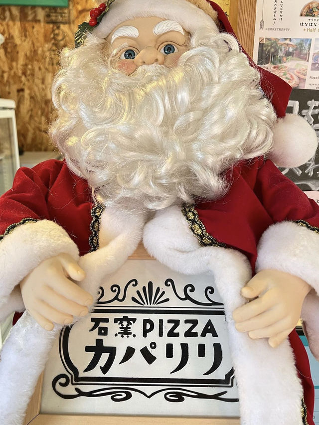 【福岡カフェ】石窯で焼くピザと可愛いスイーツが人気のカフェ🍕