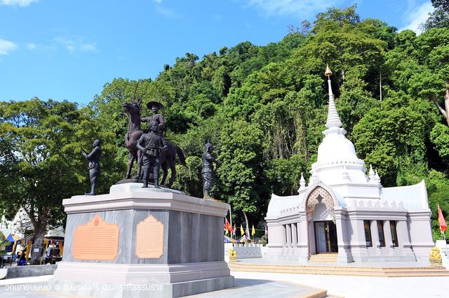 วัดเขสขุนพนม ตำนานพระเจ้าตากสิน แห่งเมืองนครฯ