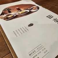 位於台中公園旁小巷弄的文青餐廳
