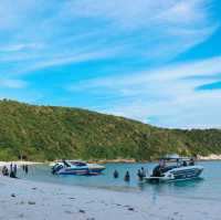 อ่าวไข่ เกาะจาน จ.ชลบุรี