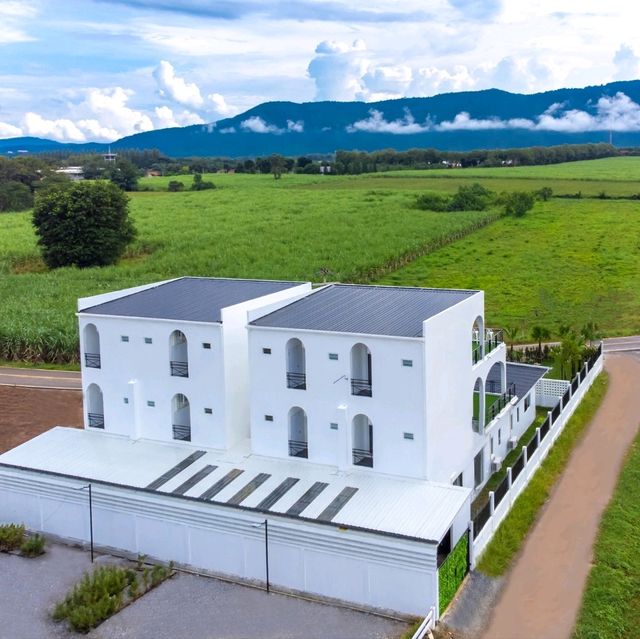 ที่พักแฝดเปิดใหม่ ใหญ่อลังบรรยากาศฮิลใจที่เขาใหญ่