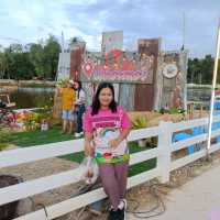 ตลาดน้ำปลักอ่างทอง