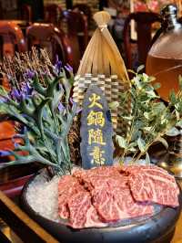 銅鑼灣土耳其風裝修火鍋店，餃子拼盤有驚喜