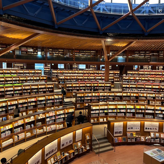 石川県立図書館📕