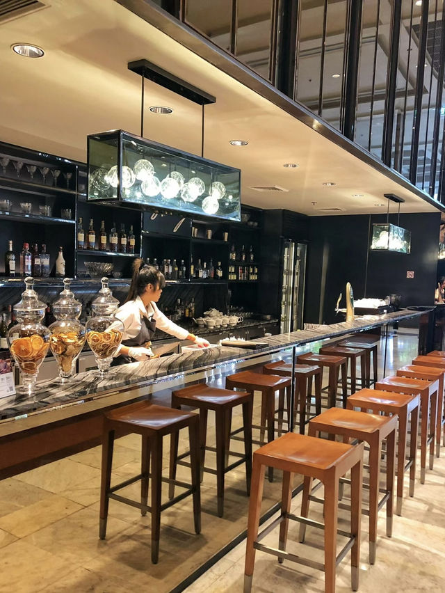 Marquis Hotel Queen’s Park Bangkok: Where Luxury Meets Tranquility