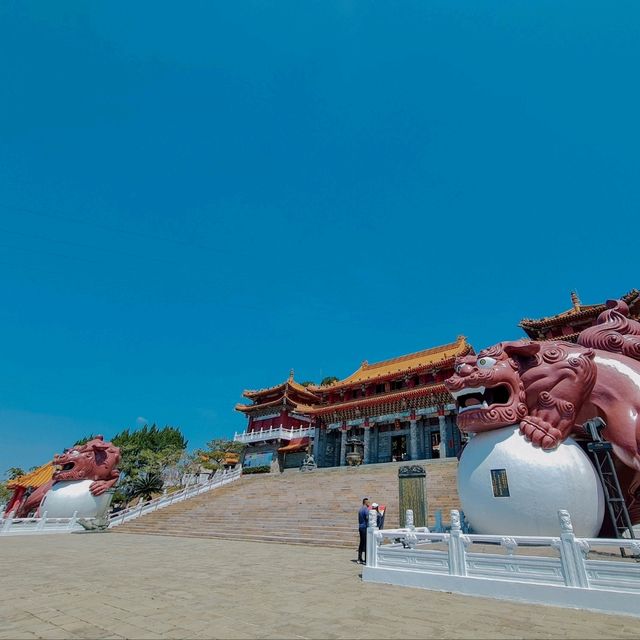 ของาน เงิน ความรัก ที่ Wenwu Temple
