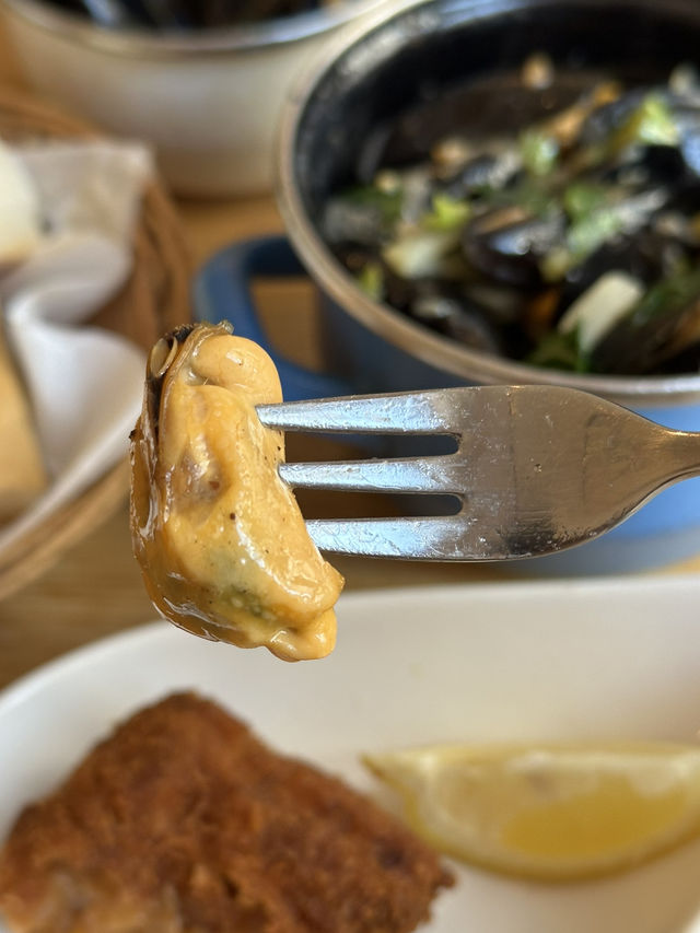 The tastiest prawn croquettes and mussels in Belgium, at just €21!