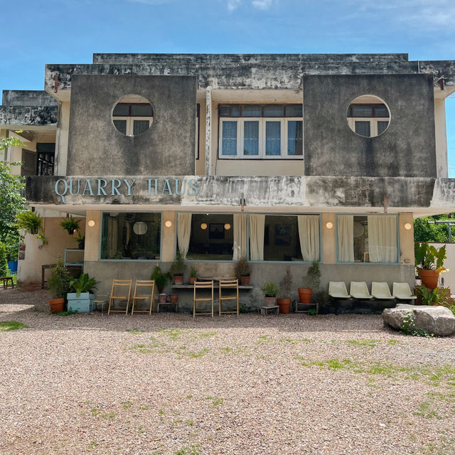 คาเฟ่สวยที่ราชบุรี Quarry haus