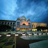 Putrajaya: A Wonderland of Modern Marvels
