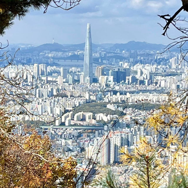 Autumn Splendor at Namhansanseong: A Walk to Remember🍁 