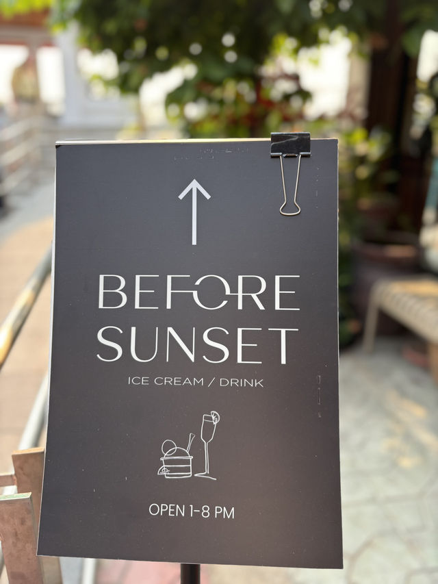 Before Sunset คาเฟ่มู้ดดีย์