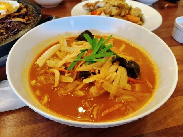 MUST Try Hotstone Jajang Myeon at Eco botanic