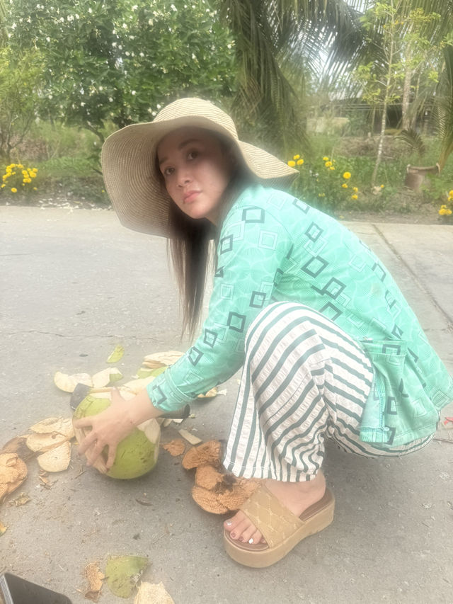 路邊的椰子，隨便砍