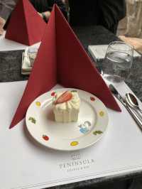 [서울/호텔] 도심 속 폭포를 보며 afternoon tea 🍰
