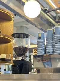 Drop by Dough : คาเฟ่โดนัท&คอฟฟี่ สาขาใหม่ CTW