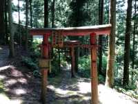霊山石鎚の真正面。パワースポット