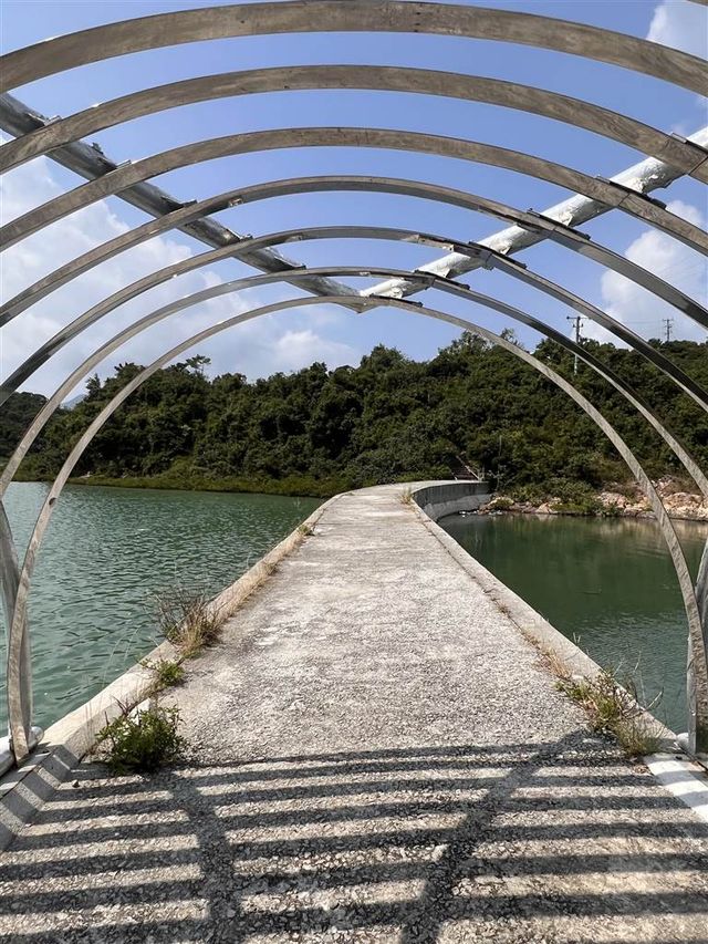Fusing Arts, Salt Pan Industry and Religion at the Island of Yim Tin Tsai in Hong Kong