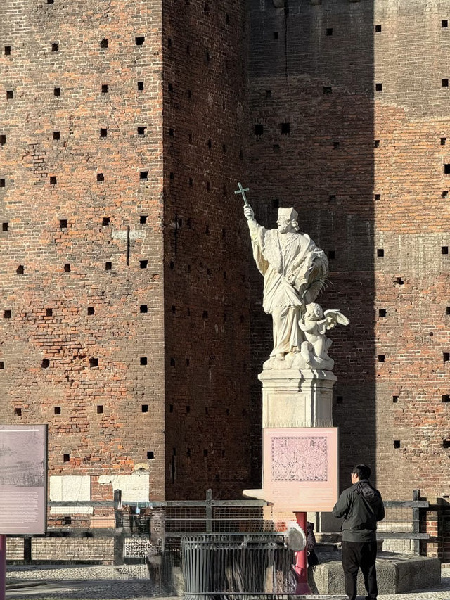 A Historic Visit to Castello Sforzesco