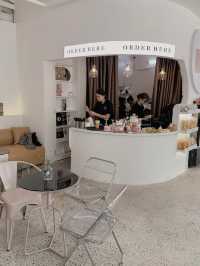 BUS CAFE 
