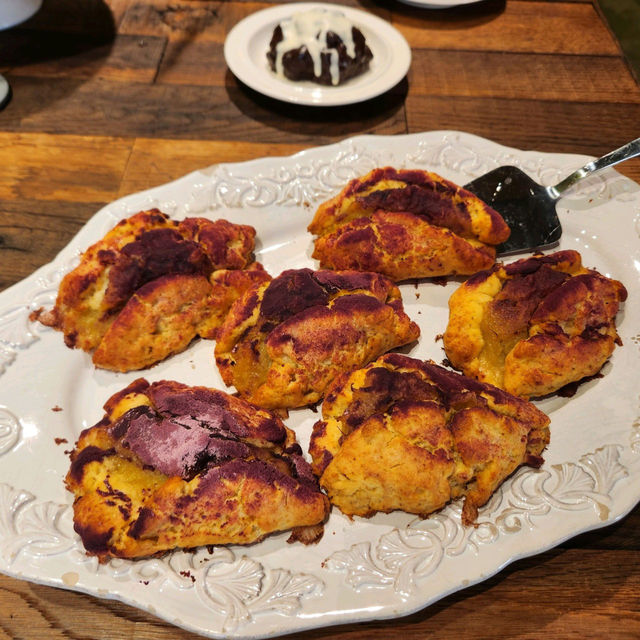 🥐🥨대연동 카페 아늑한 분위기 데이트하기 좋은 카페 그리다
