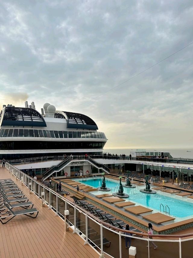 MSC Bellissima: Top-Deck Serenity