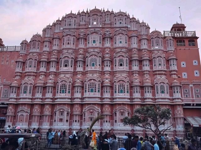 齋浦爾 Jaipur 景點推薦---琥珀堡、水之宮殿、風之宮殿、城市宮殿、天文台