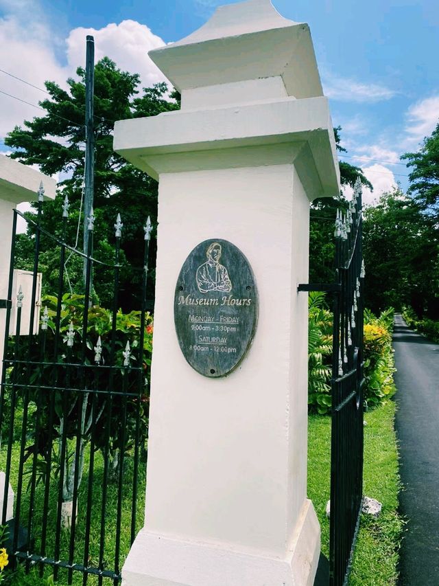 薩摩亞著名博物館景點：Robert Louis Stevenson Museum，適合打卡拍照📸