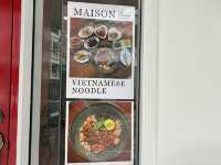 ร้านก๋วยจั๊บ Maison เมืองเก่าอุบล 