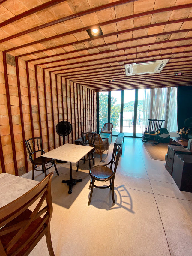 Aesthetic Tea House in Songkhla