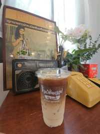 บ้านวิชั่นคาเฟ่ by กระแป๋ง สุรินทร์ 