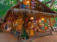 ตลาดโอ๊ะป่อย Oh Poi Market