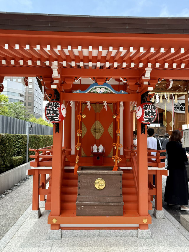Spring Serenity at Suitengu Shrine