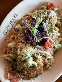 Loved for it's Cozy Vibe, Diversed Menu and Affordable Prices.