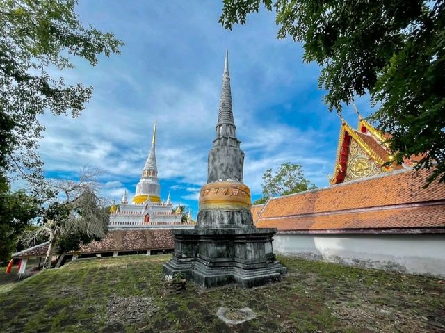 วัดพะโคะ (หลวงปู่ทวดเหยียบน้ำทะเลจืด) สงขลา