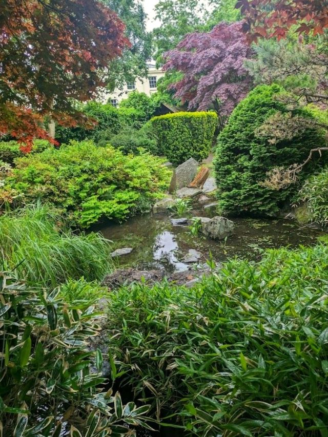 Calderstones Park