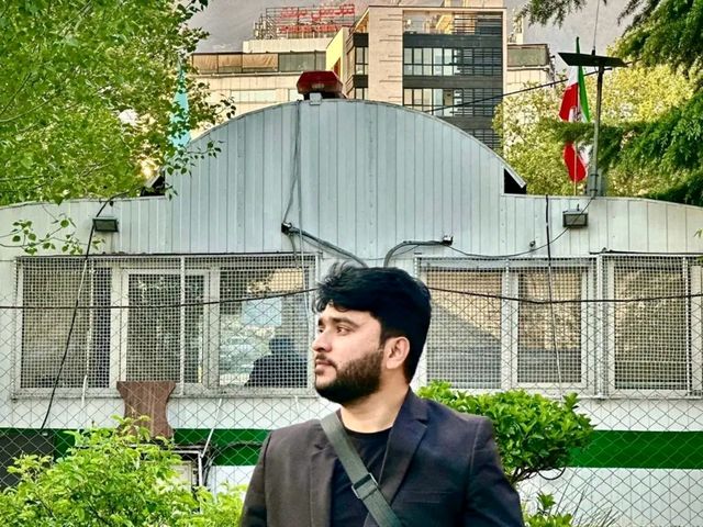 Title: Tehran – The Pulse of Persia Between Peaks and Palaces