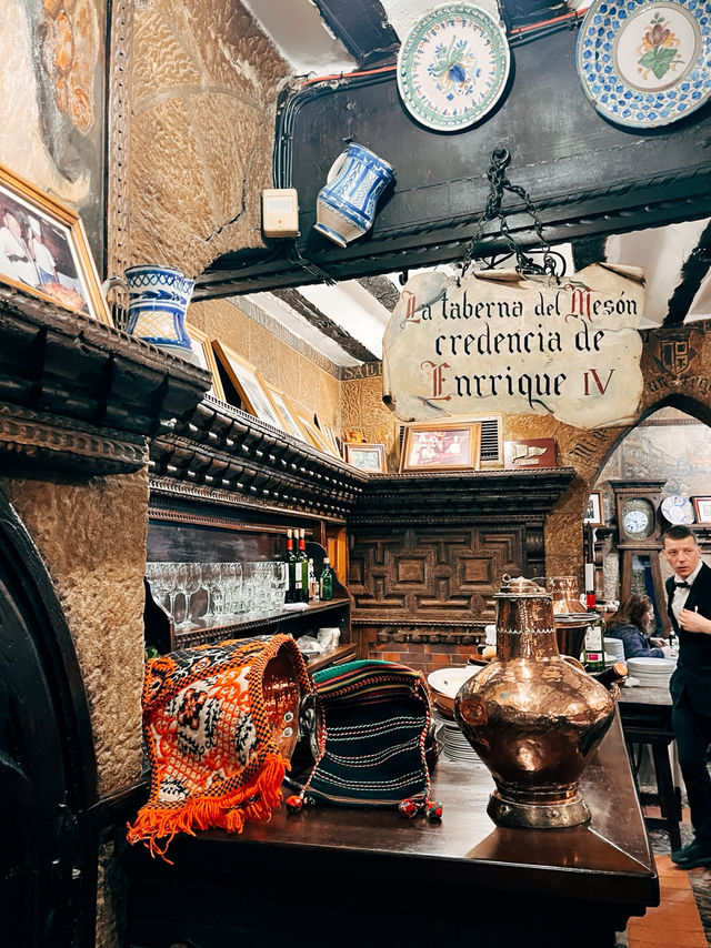 🇪🇸西班牙賽哥維亞美食探店 🍽️ Mesón de Cándido