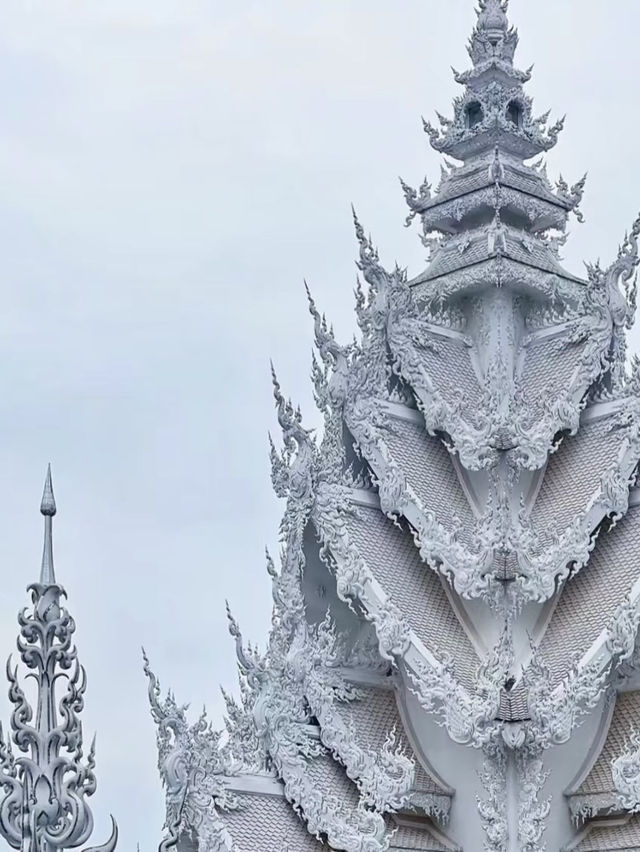 泰式寺廟藝術的經典💕清邁白廟