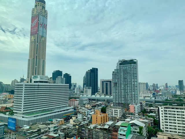 Minimalist Centara Watergate Pavilion Hotel