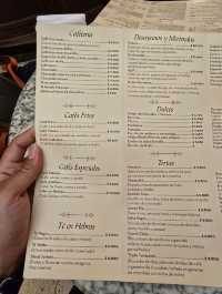 부에노스아이레스의 전통있는 감성카페 Café Tortoni