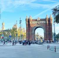 Barcelona’s Brick Beauty: Arc de Triomf 🇪🇸