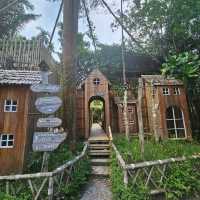  บ้านไร่ไออรุณ – ระนอง